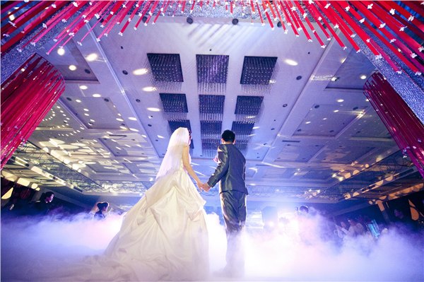 本栏目属于婚庆口号，文案中国为您编辑整理，供您参考