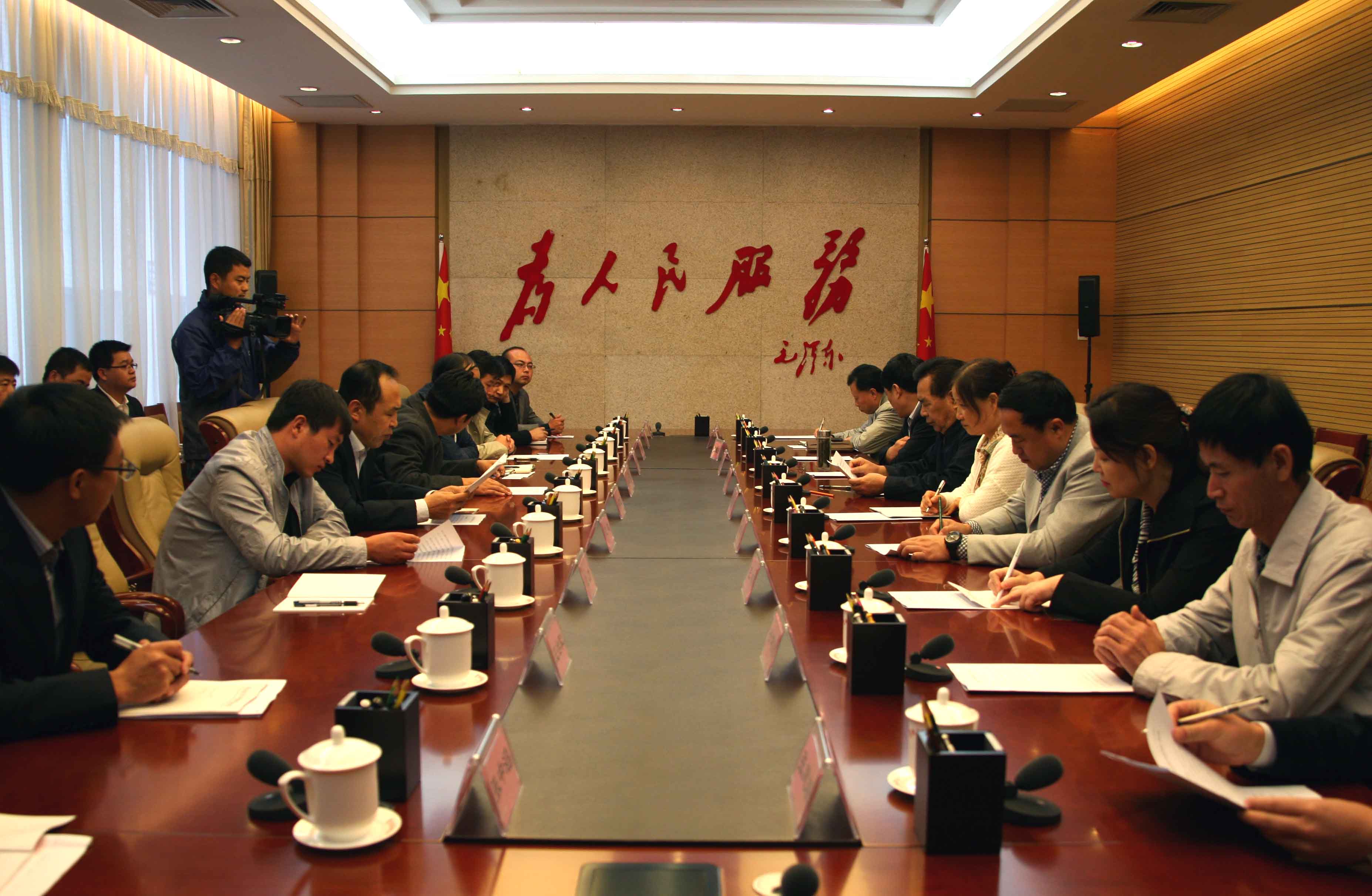 【您最关注】想成功，您身边需要一个笔杆子！